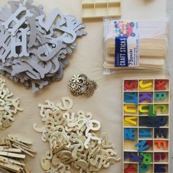 Unfinished & Finished Wooden Letters