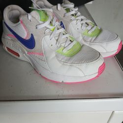 Air Max Women's 7.5