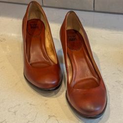 Women’s Frye Shoes