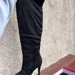 Size 7 Thigh High Boots 