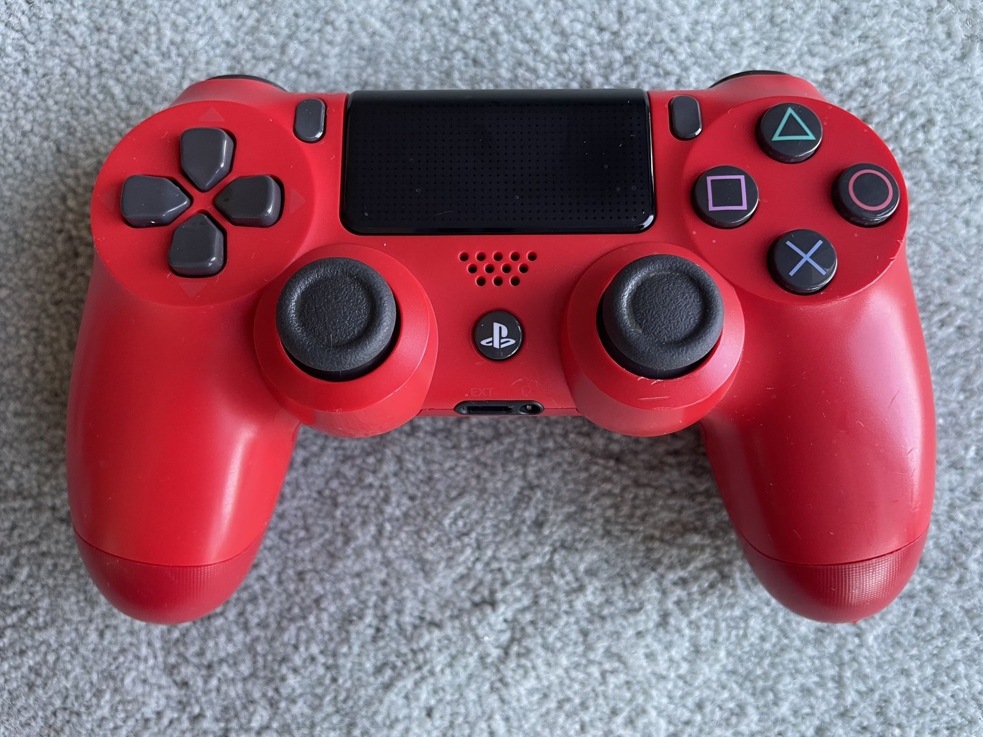 Magma Red DualShock 4 controller (PS4)