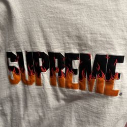 Supreme Shirt XL