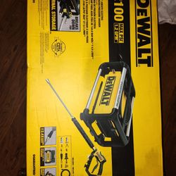Pressure Washer 