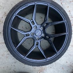 20 Inch Black Giovanna Staggered Rims 114.3  Bolt Pattern 