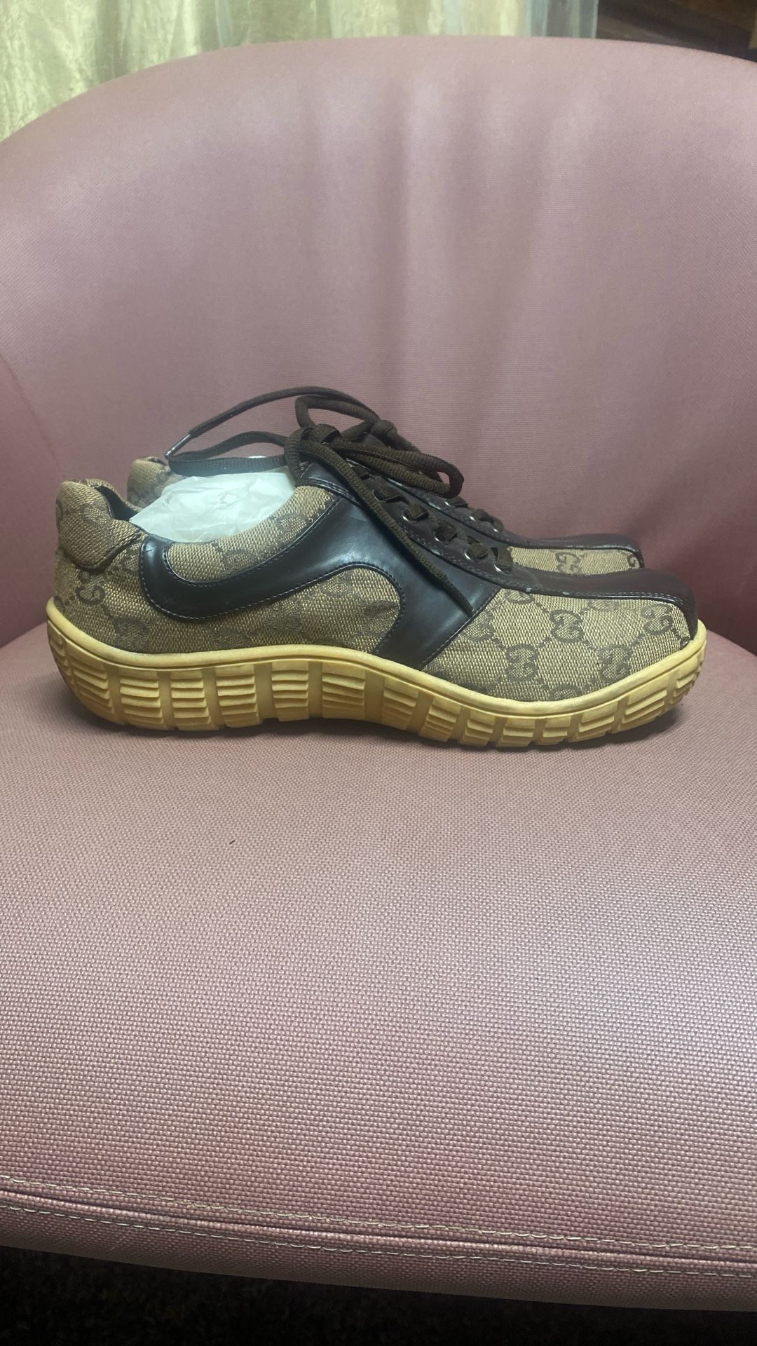 Women’s Shoes