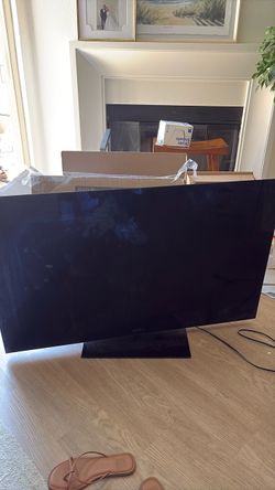 Bravia Flat Screen TV with Stand