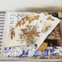 Vintage 1970s Chinoiserie Otagiri Japan Porcelain Fan Decorative Dish/Tray