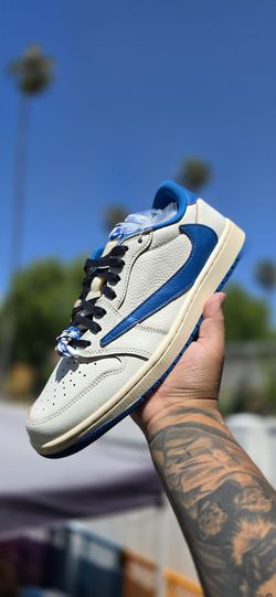 Jordan 1 low travis Scott X FRAGMENT 2.0