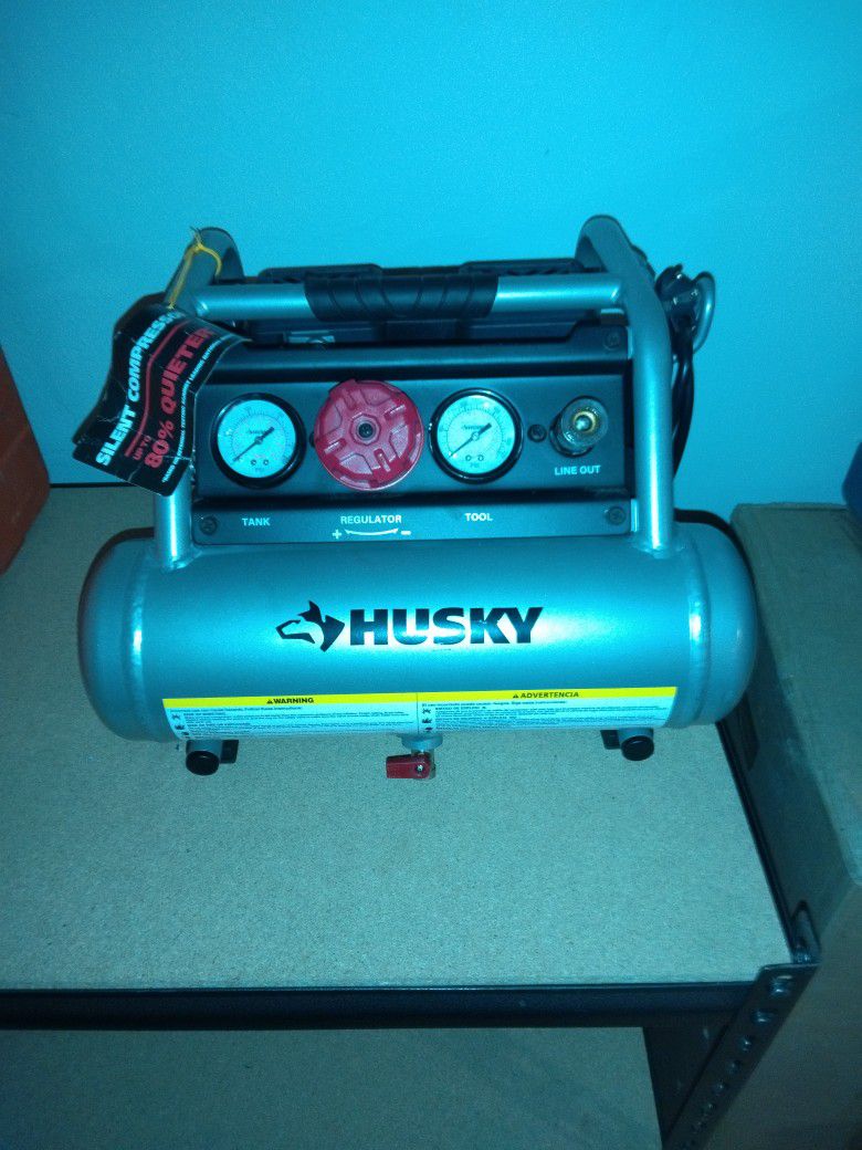 Husky Silent 135 Psi Air Compressor
