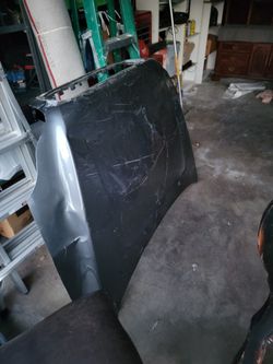 Volvo Suv Hood