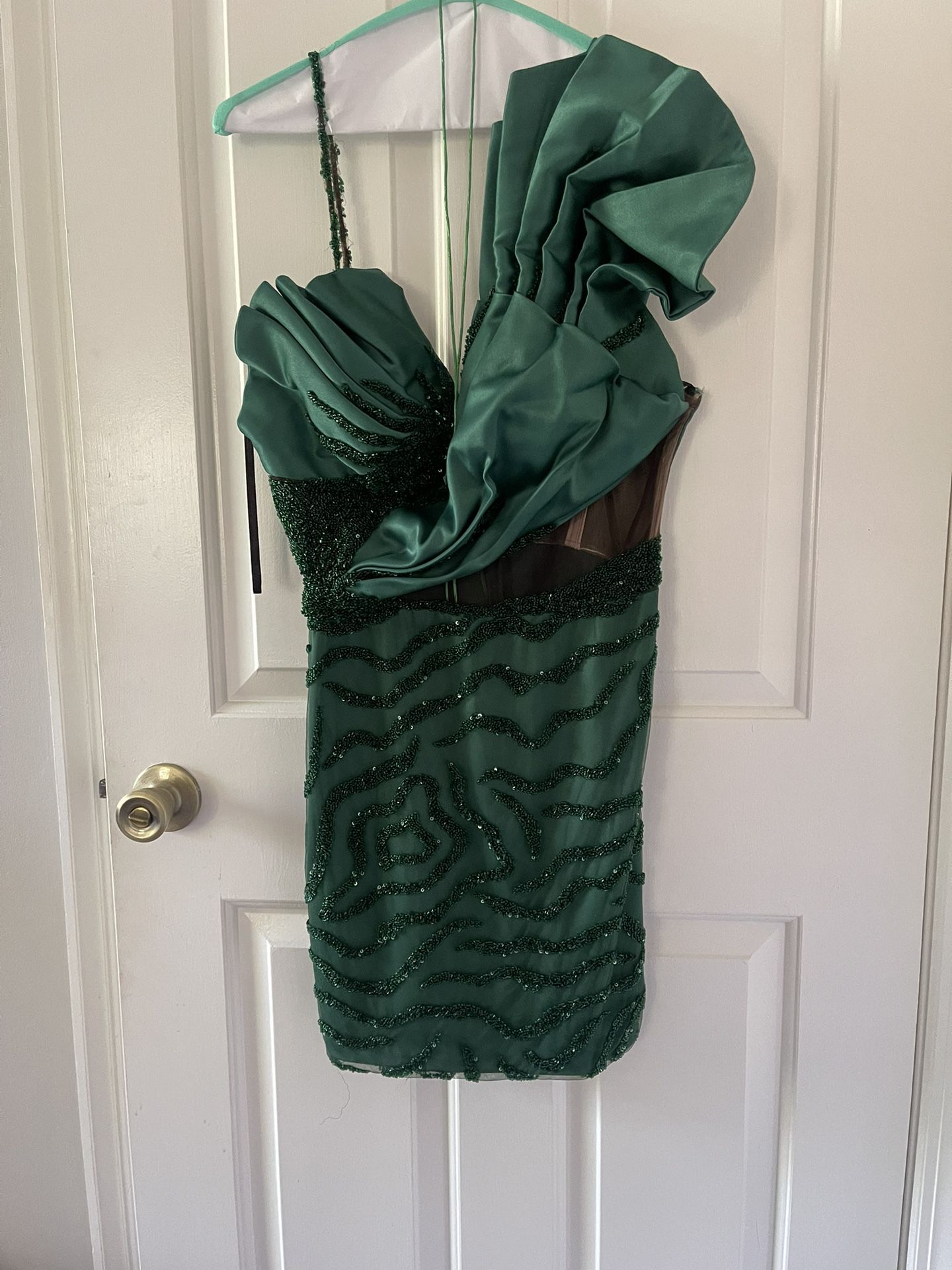 Emerald Green Glamarous Dress