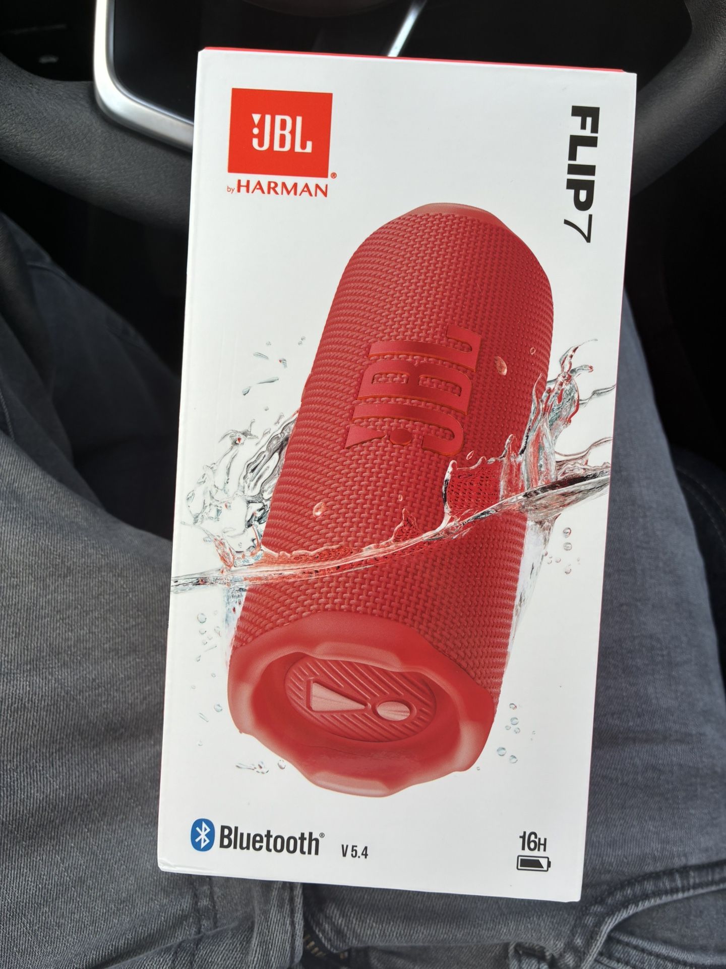 JBL Flip 7 | Portable waterproof and drop-proof
