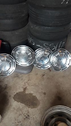 1959 Chevrolet Hubcaps