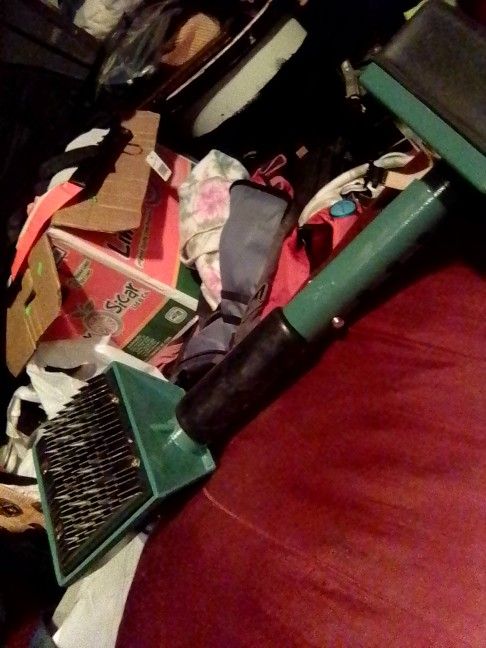 Carpet Kicker