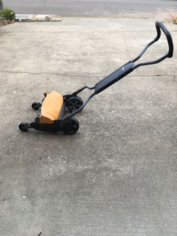 Fiskars push mower