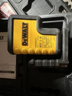 Dewalt 3 Spot Laser Level With Case 
