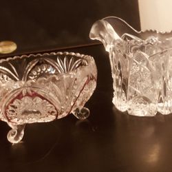 Two Piece Of Chrystal Glasses Vintage Collection With Legs 