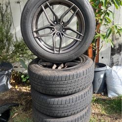 Use Tires And Weells