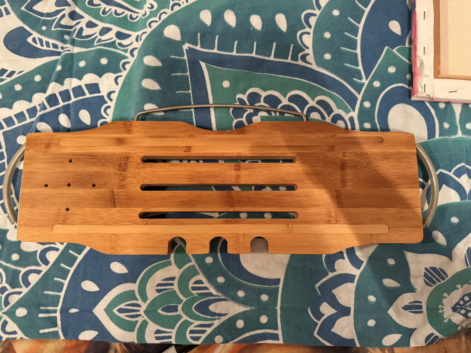 Bathtub Expandable Table Stand