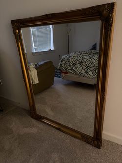 Gold Ornate Baroque Accent Mirror (35.5”x46”)