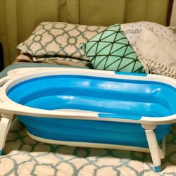 Two Color Plastic portable  & Collapsible Bathtub / Baby Shower Chair 