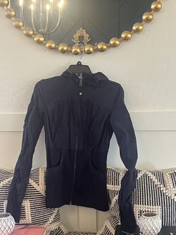 🤎⭐️ Lululemon Jacket 🤎⭐️ Size 6 