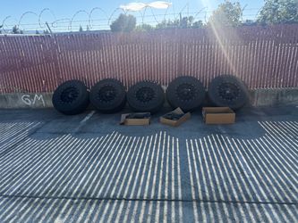 2020 gmc Sierra 1500 lift kit and wheels