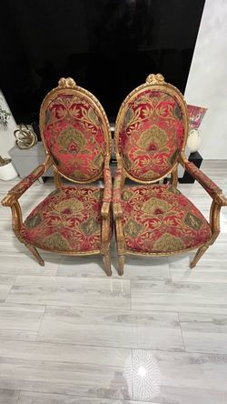 Two elegant chairs from Italy