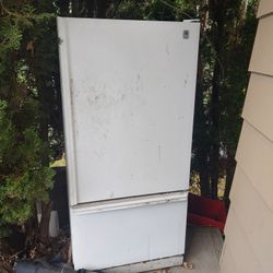 GE Refrigerator Freezer