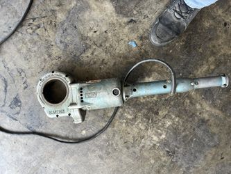 Pipe Threatening Machine 