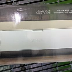 Cricket maker- Champagne NIB