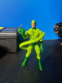 MARVEL LEGENDS SCORPION