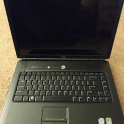 Dell vostro laptop For Parts , Working Condition, New Ram Added 