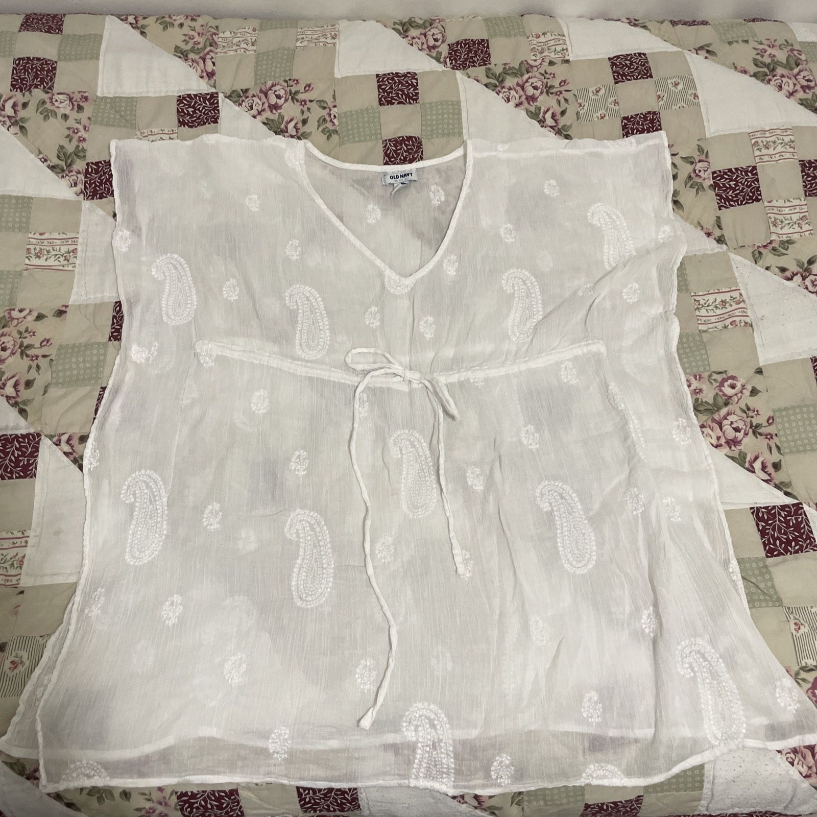 Ladies Old Navy White Tunic Top Coverup Size S Small