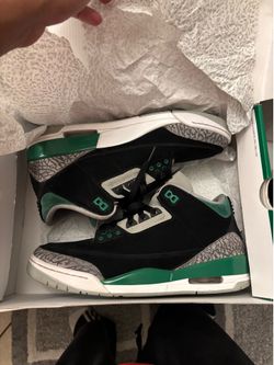Air Jordan Pine Green 3’s