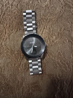 Nixon Watch
