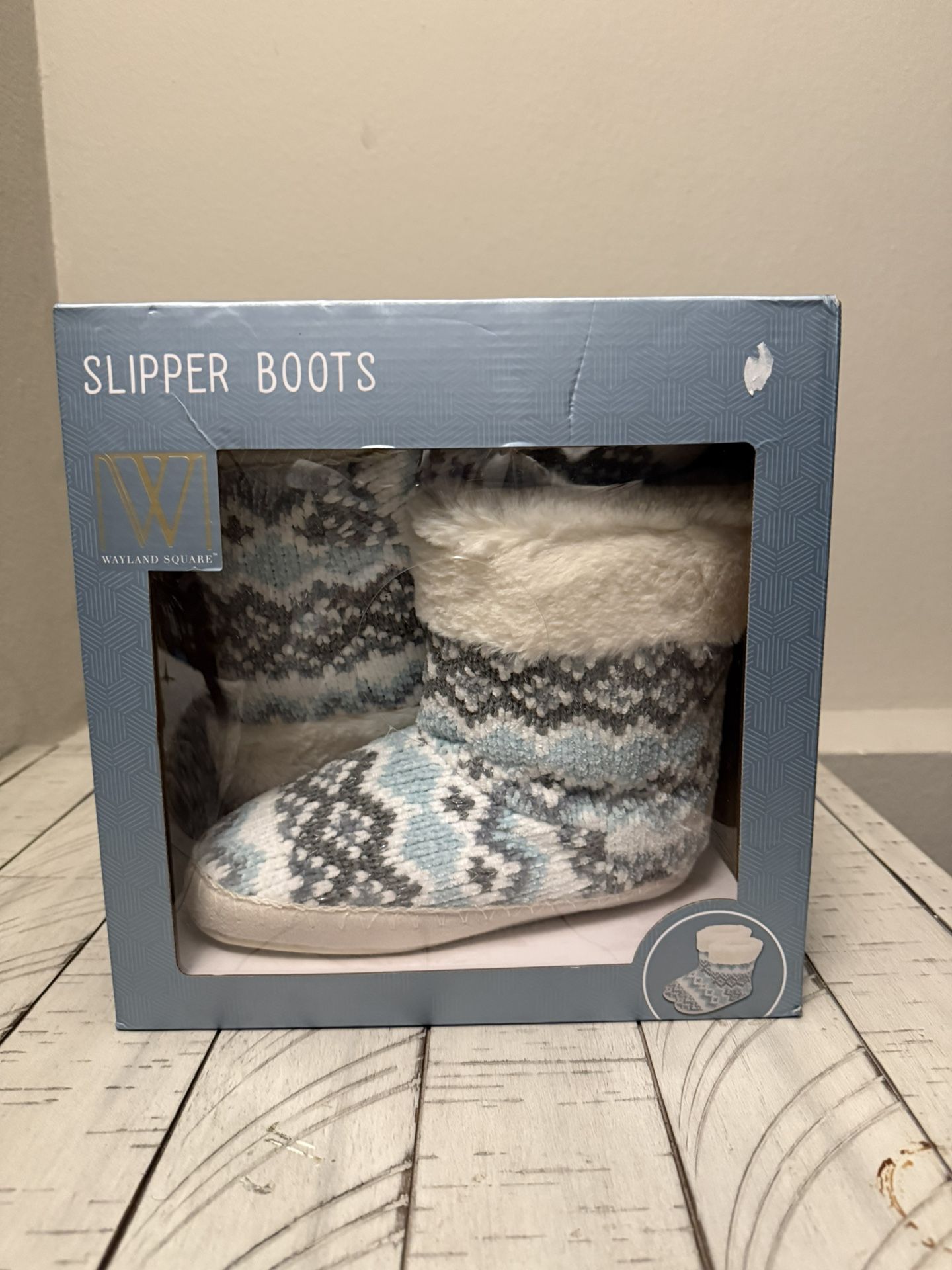 Women’s Wayland Square Quilted Slipper Boots Soft faux fur lining