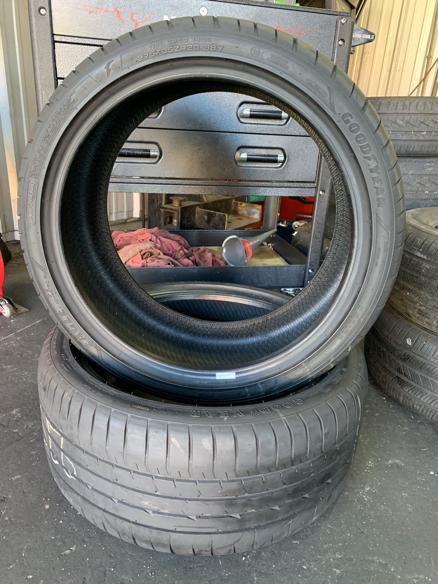 275 35 20 USED TIRES(SET OF2)