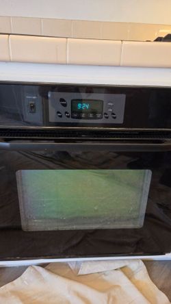 Free oven and gas cooktop