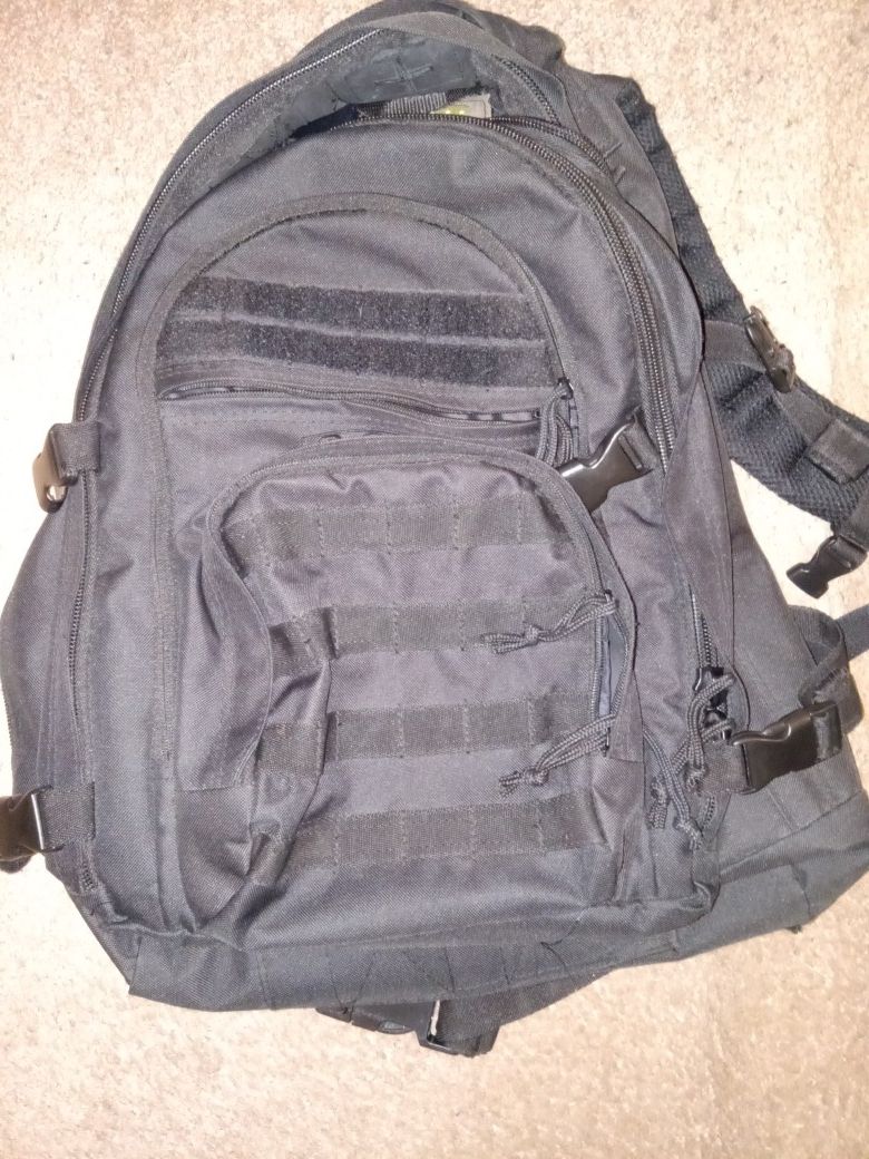 BUG OUT BAG (Sandpiper of California Bugout Backpack)