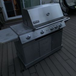 Kirkland Gas Burner Mult Cooking And BBQ Full Set