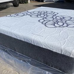 King Bamboo Hybrid Cool Gel Memory Foam Mattress!!