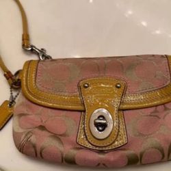 Authentic Light Pink Signature Coach Wristlet 