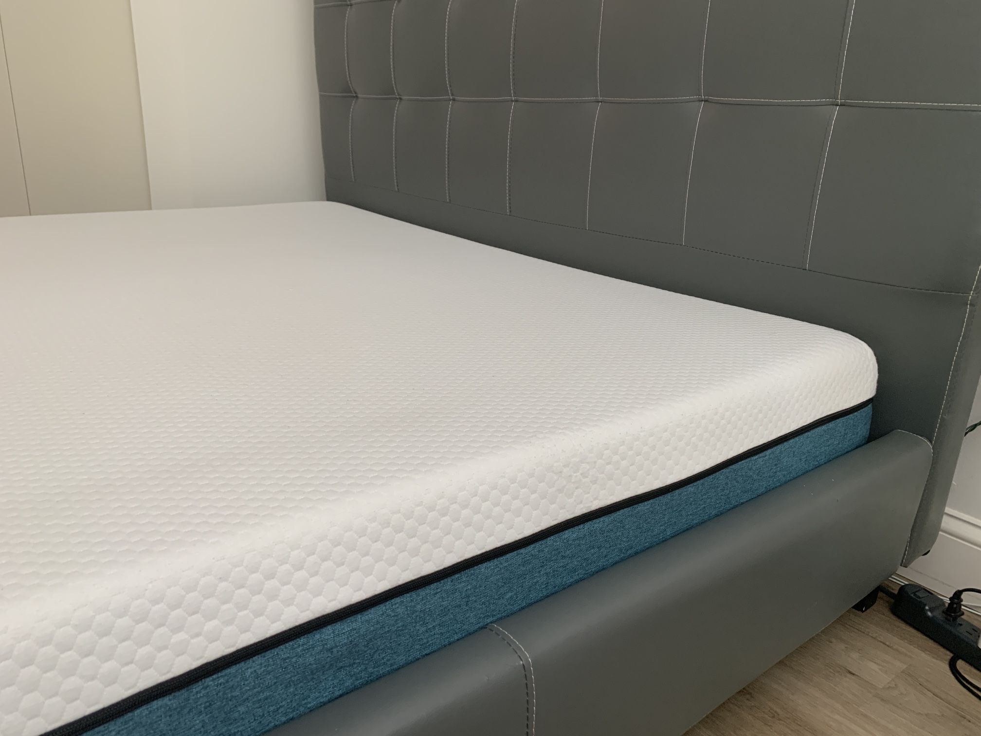 Queen Size Bed Frame And Mattress