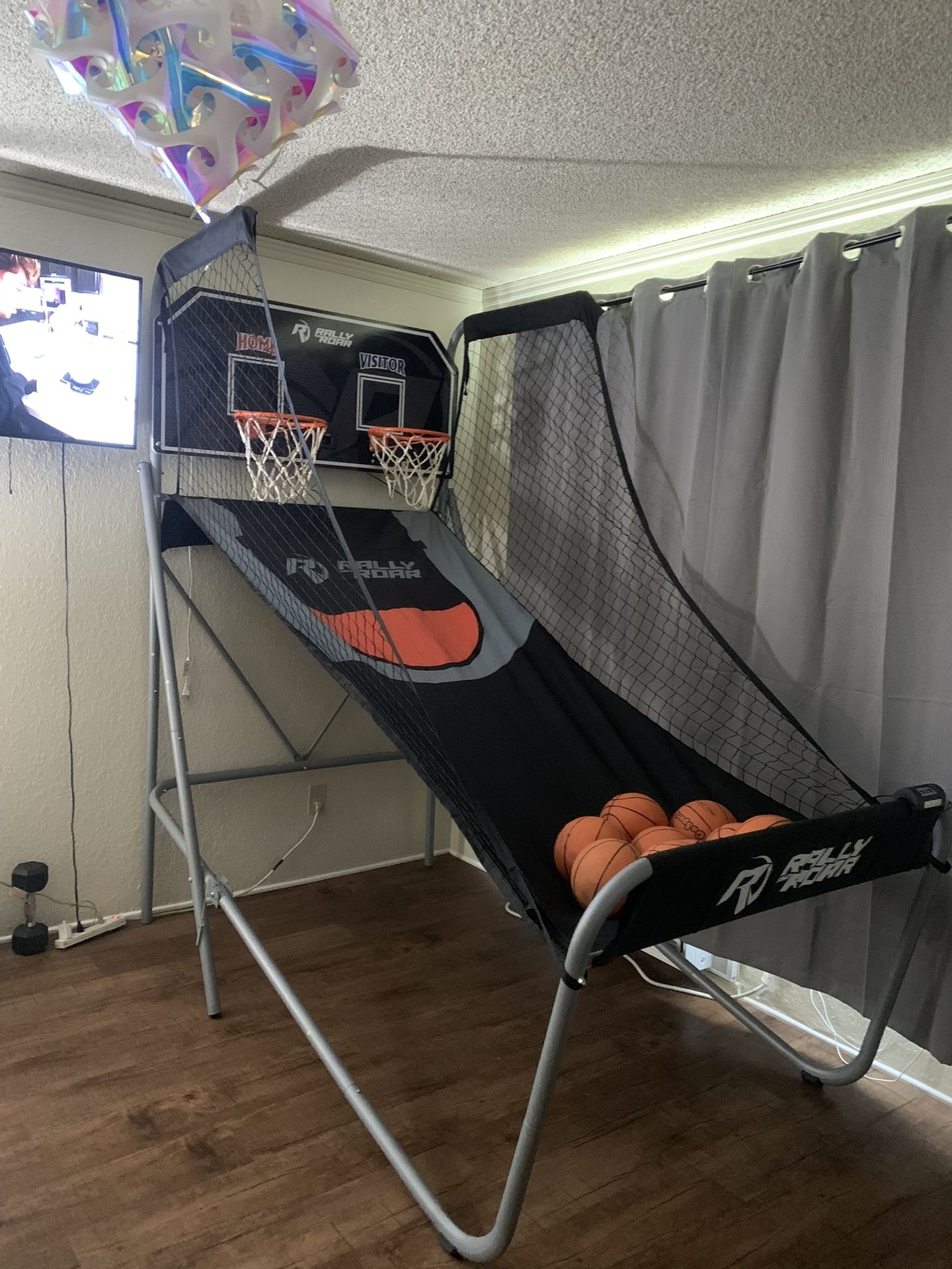 Arcade basketball