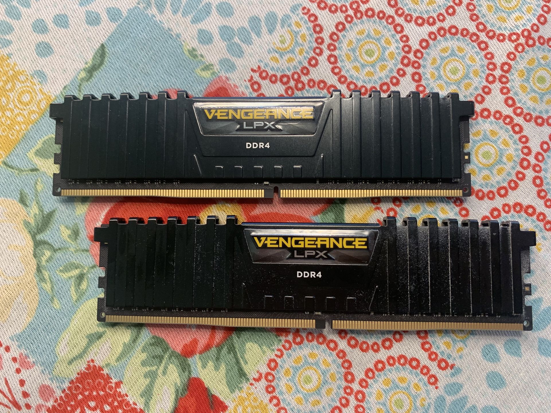 Corsair Vengeance LPX DDR4 RAM 16GB Memory Sticks