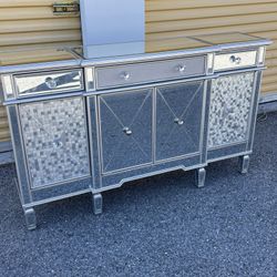 Duchess 5-drawer Mirrored Storage Accent Cabinet Silver