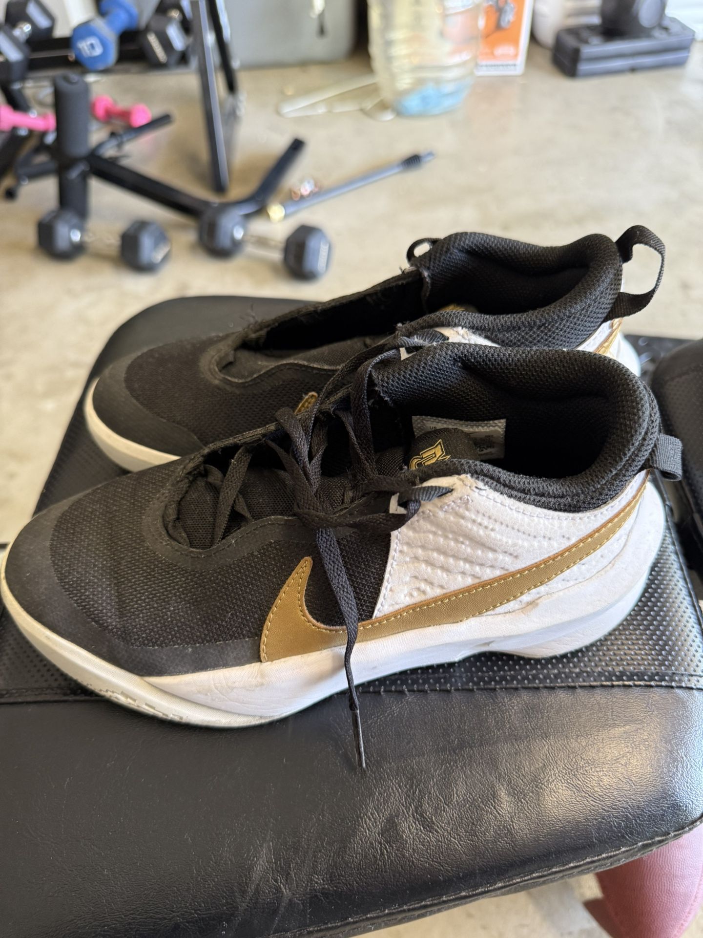 Nike Size 4