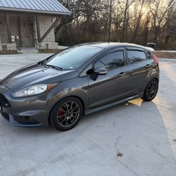 2017 Ford Fiesta