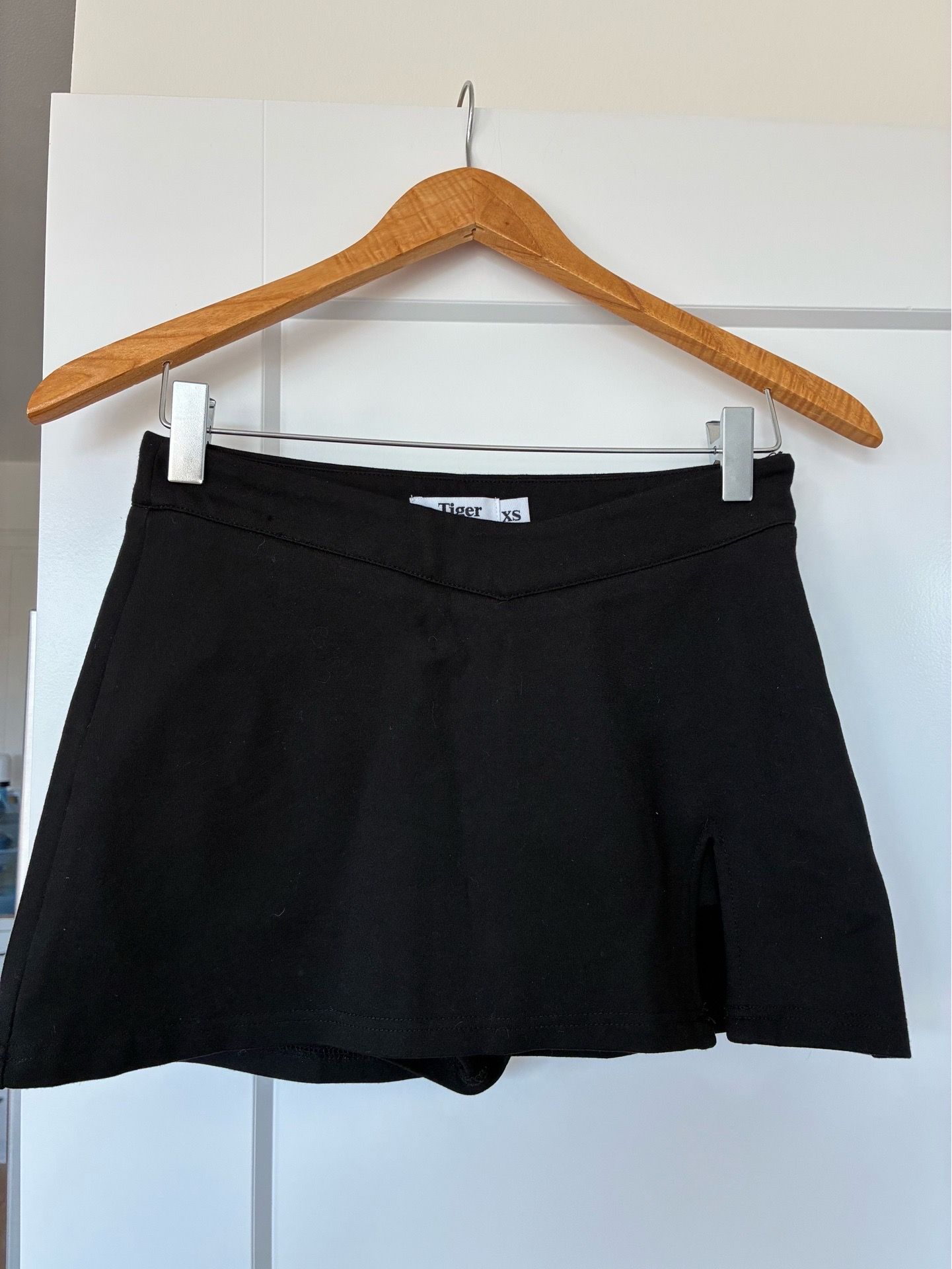 Tiger Mist Black Skort